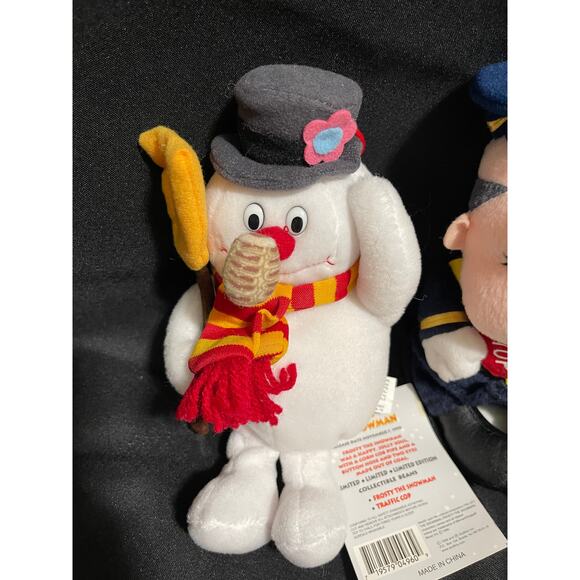 Frosty The Snowman CSV Exclusive 1999 - Frosty & Traffic Cop Plush Set WITH TAGS - Picture 2 of 6